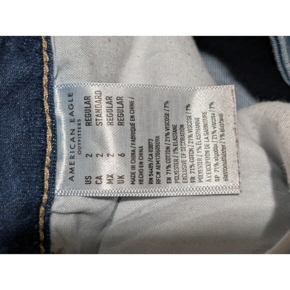 American Eagle Women's Distressed Curvy Jeans Next Level Stretch Size 2 skinny - Picture 4 of 8